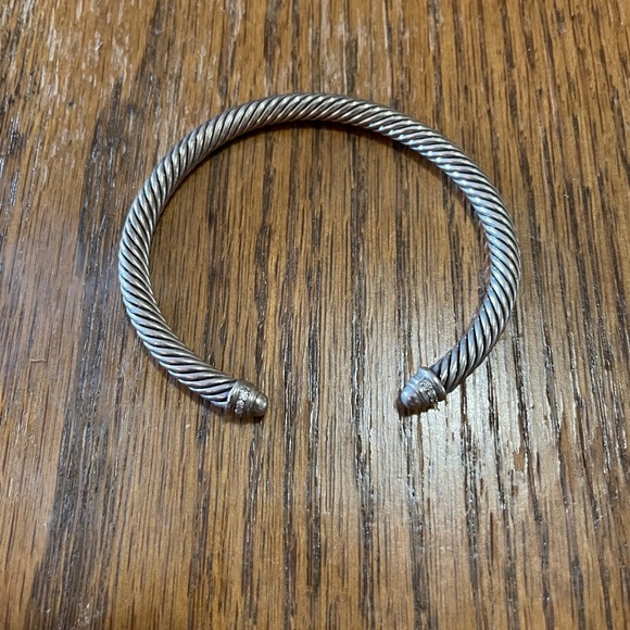 David yurman bracelet - Picture 3 of 3